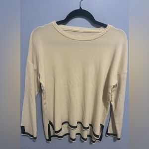 Cream and Black Women's Sweater